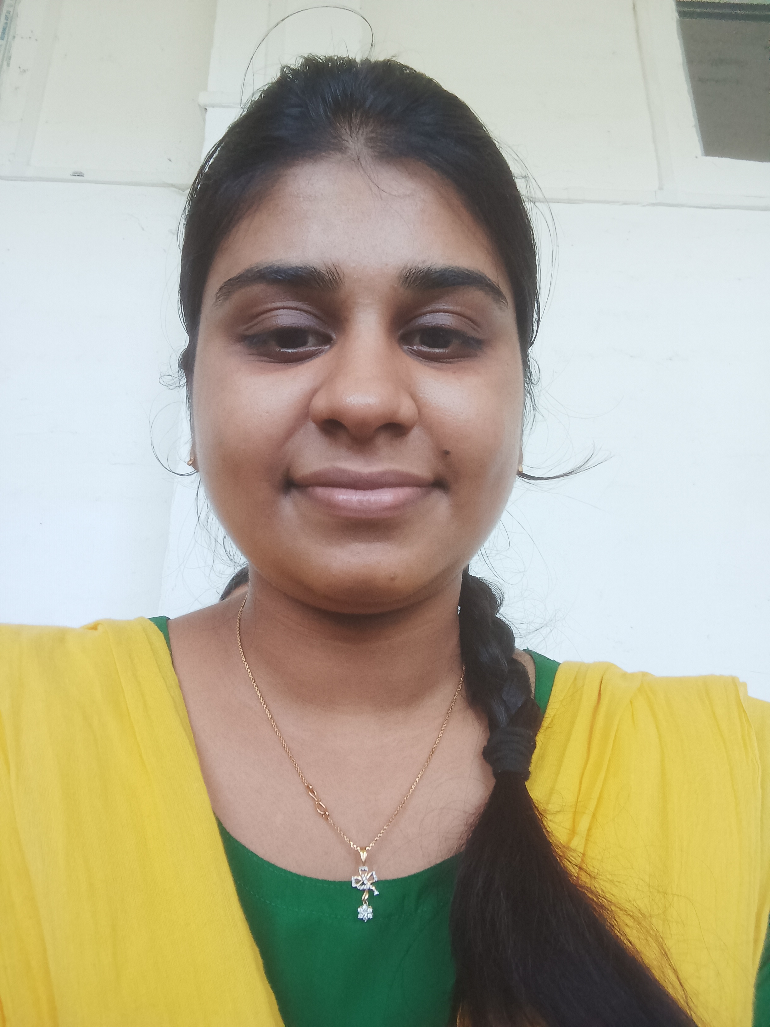 Photo of Shreya Saha (2024-2026)