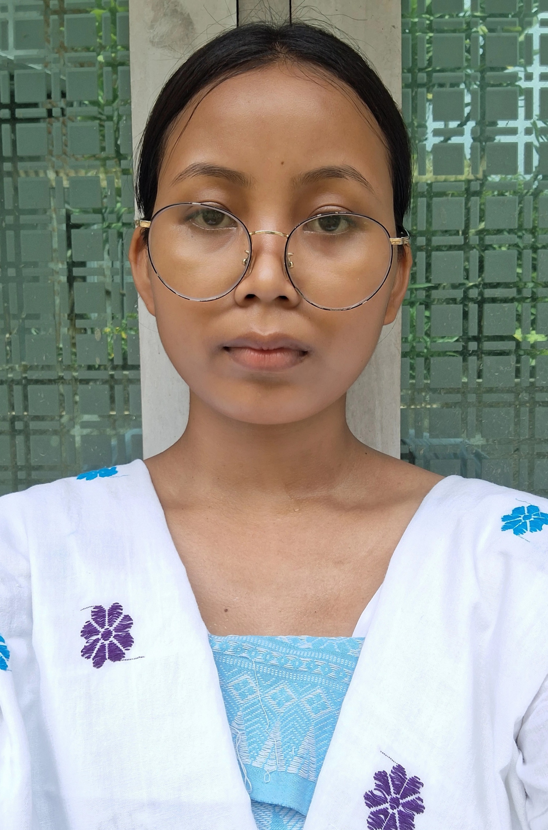 Photo of chamaisri lahary
